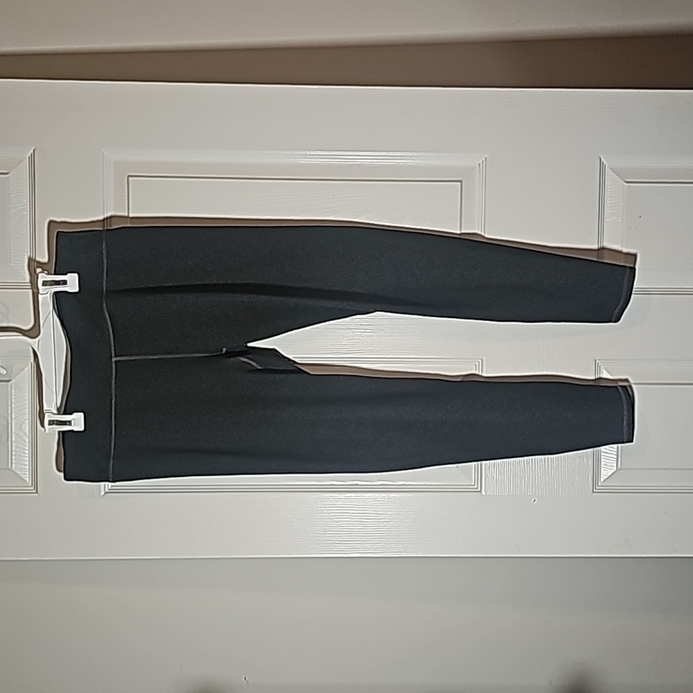 Fabletics Leggings Gray Thick Material Base Layer Workout Bottoms Waist Pocket
